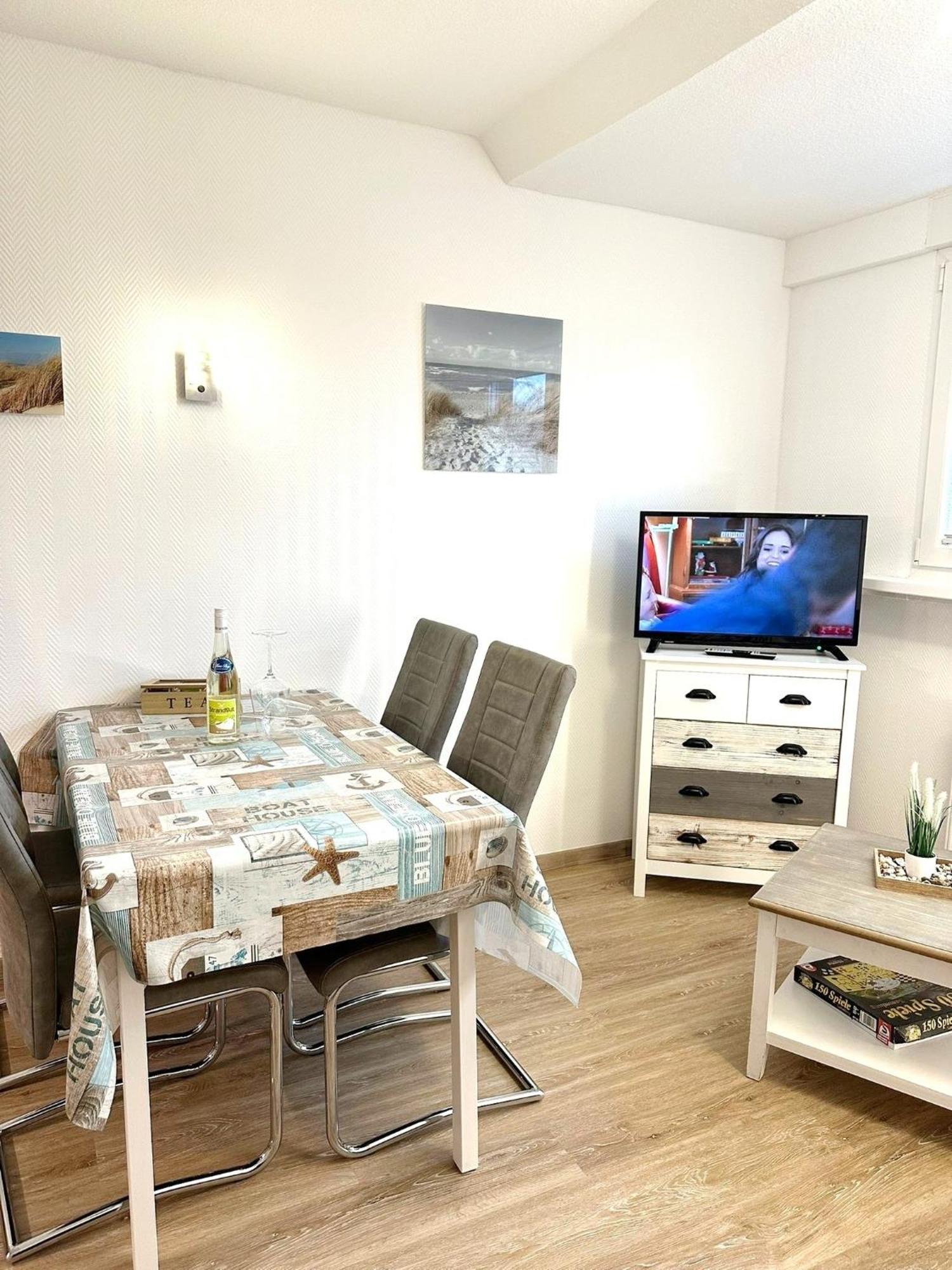 Ferienwohnung Haus Boje "Knurrhahn" Neuharlingersiel Ngoại thất bức ảnh